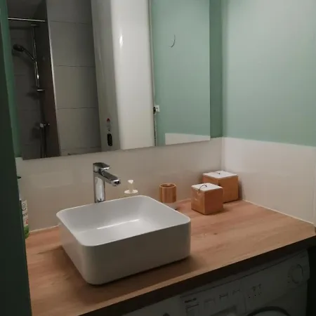 Cap D' - Studio-cabine - 100 M Du Mole - Classe 1 Etoile Agde