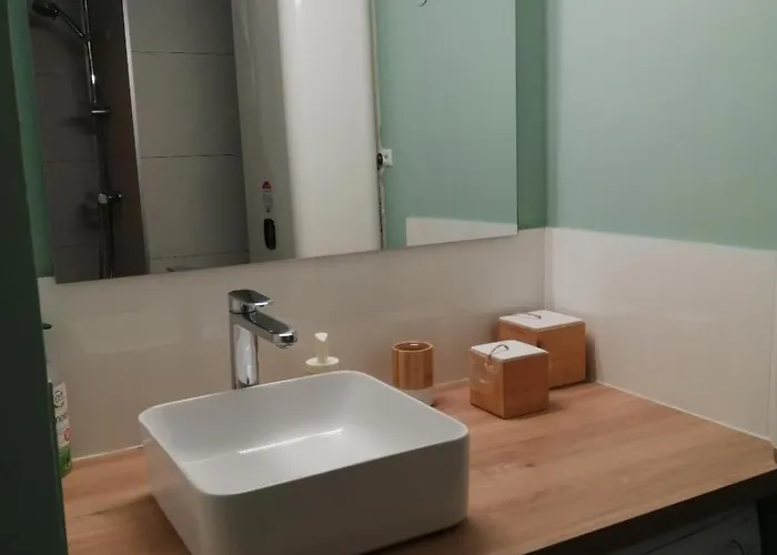 Cap D' - Studio-cabine - 100 M Du Môle - Classé 1 étoile Agde